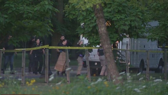 Man found shot to death in Evanston park