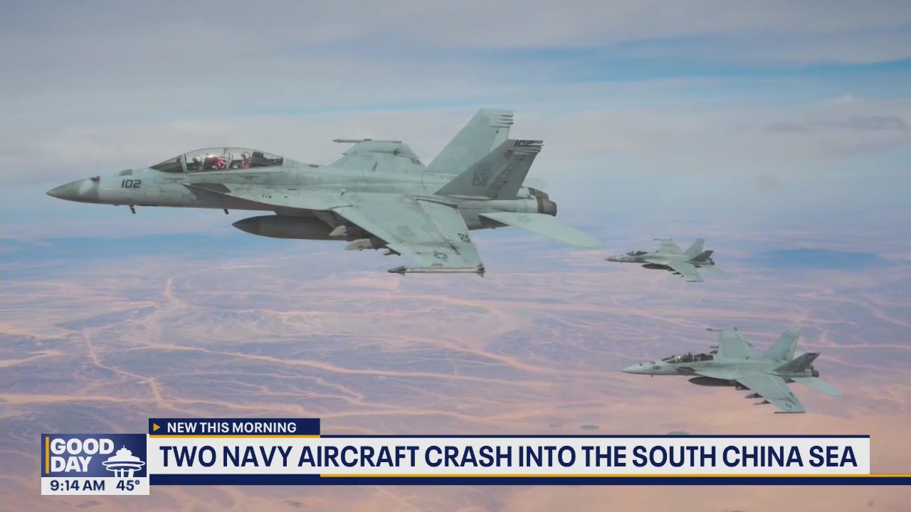 Two US Navy aircraft crash into the South China Sea