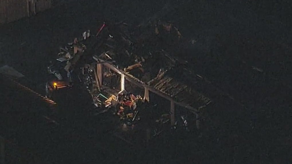 Fire damages Rochester Hills storage facility