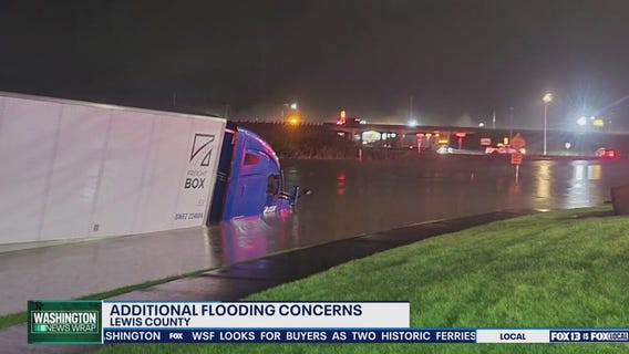 Family rescued from floodwaters in Lewis County, WA