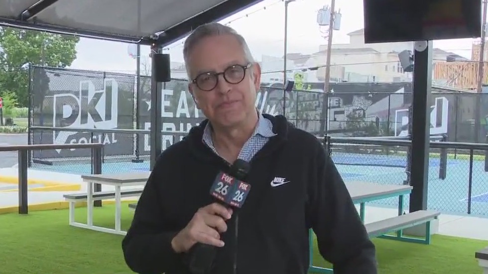 Houston's new pickleball-themed sports bar