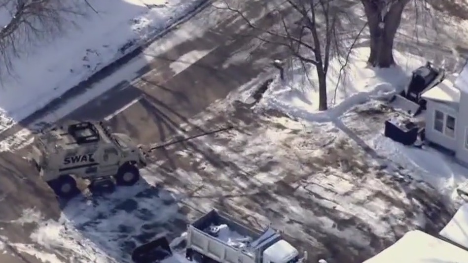 Man apprehended after U of M threats