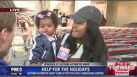 Paying it Forward for Thanksgiving in Wheaton