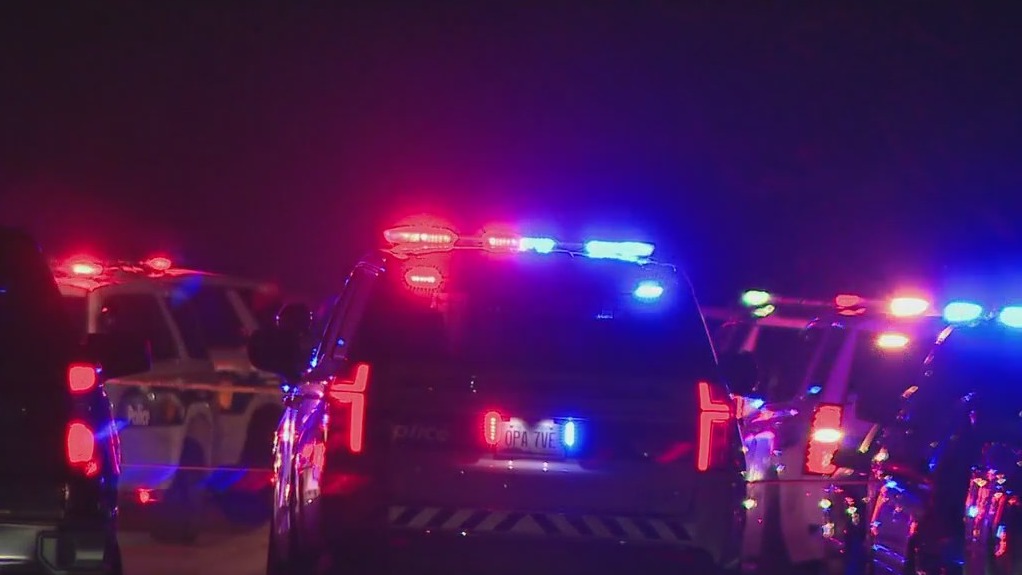 5 people shot in south Phoenix, 3 critically hurt