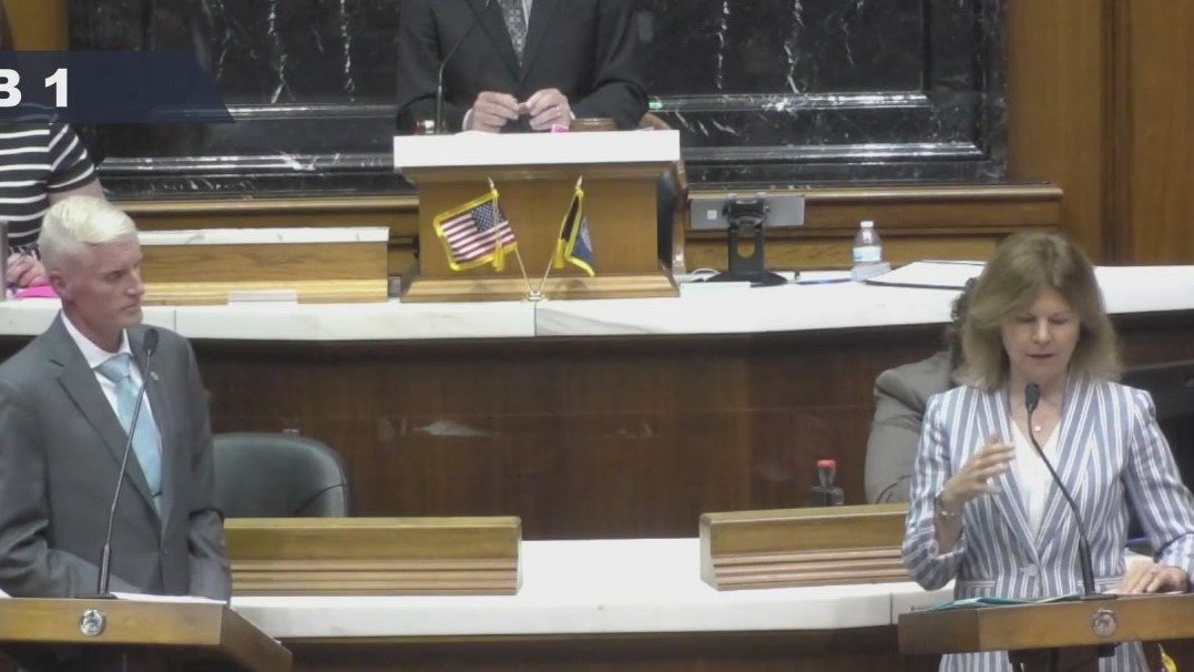 Indiana House votes to keep exceptions from abortion ban