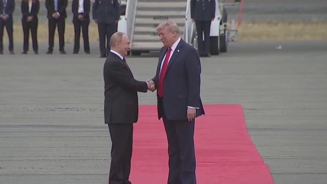 New sanctions on Russia push for Ukraine war negotiations