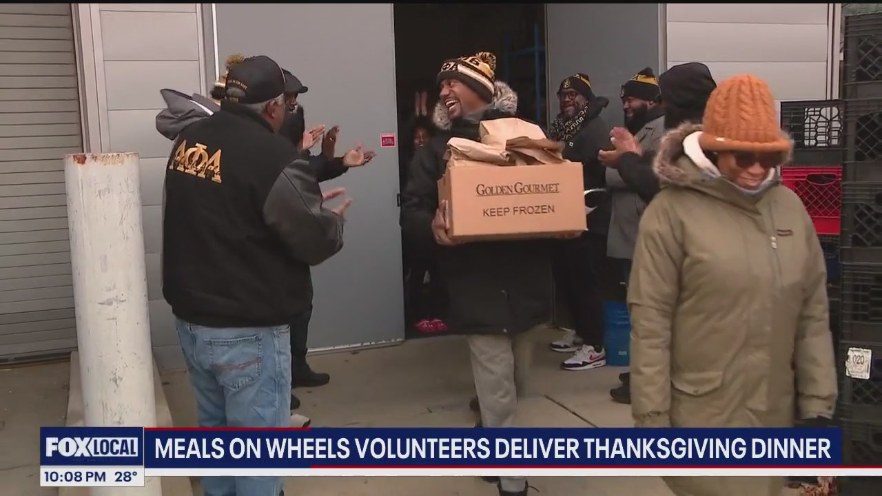 Oakland County Meals on Wheels volunteers deliver food on Thanksgiving