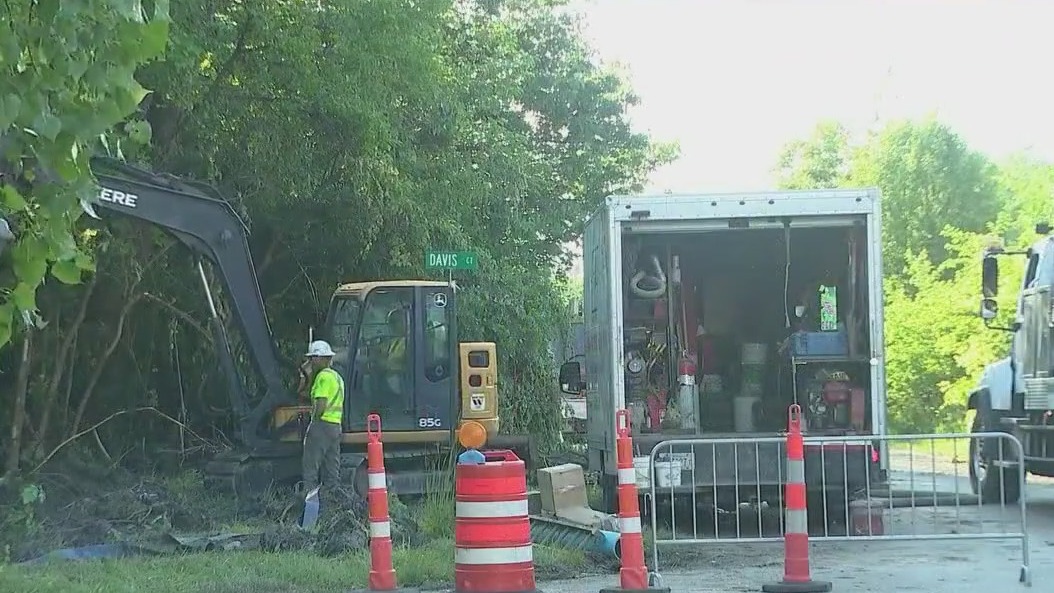 Dixmoor?s main water line breaks, causing low pressure across village