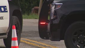 Manhunt after Oconomowoc bank robbery