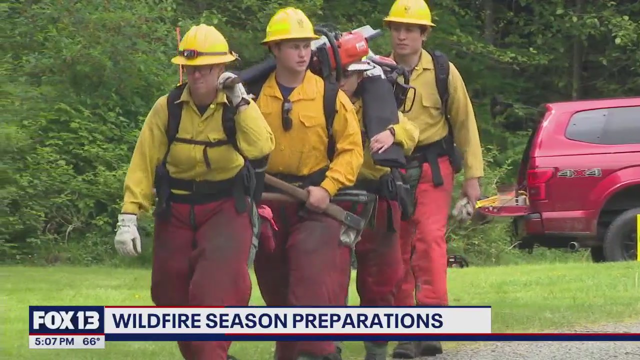 Firefighters in western WA train for potential 'above average' wildfire season
