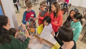 The Honeycomb Project helps Chicago families give back this fall