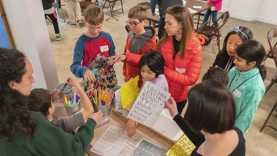 The Honeycomb Project helps Chicago families give back this fall