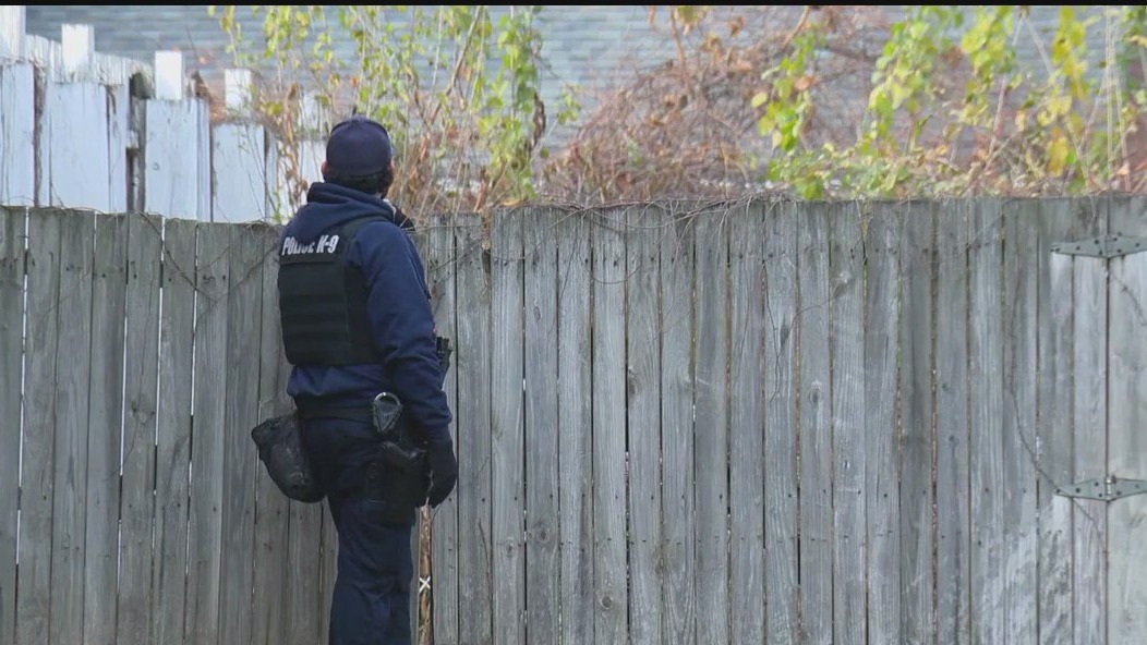 Manhunt underway in Redford Township for murder suspect