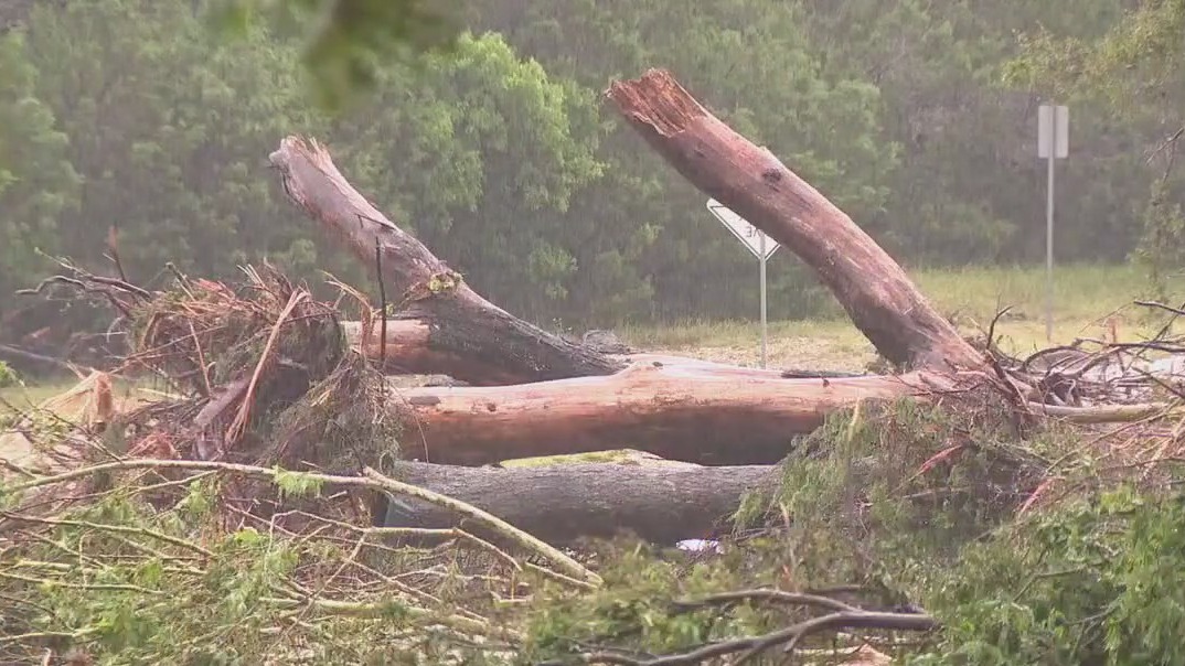 Some Leander residents given flood recovery checks