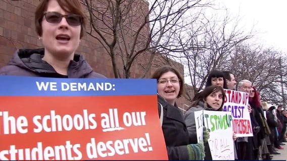 Detroit schools call for release of students in immigration custody