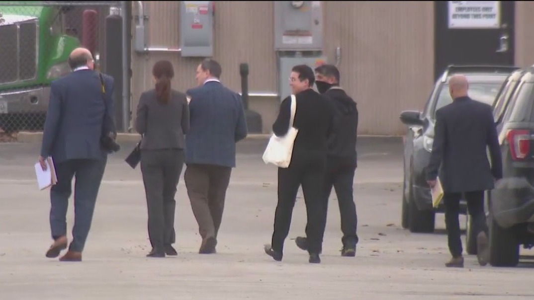 Judge, attorneys inspect Broadview ICE facility after reports of 'inhumane' conditions