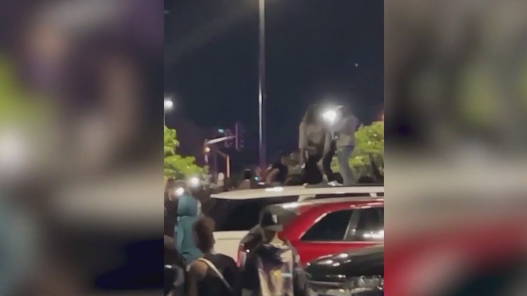 Chicago, suburban police prepare for potential 'teen takeovers' this holiday weekend