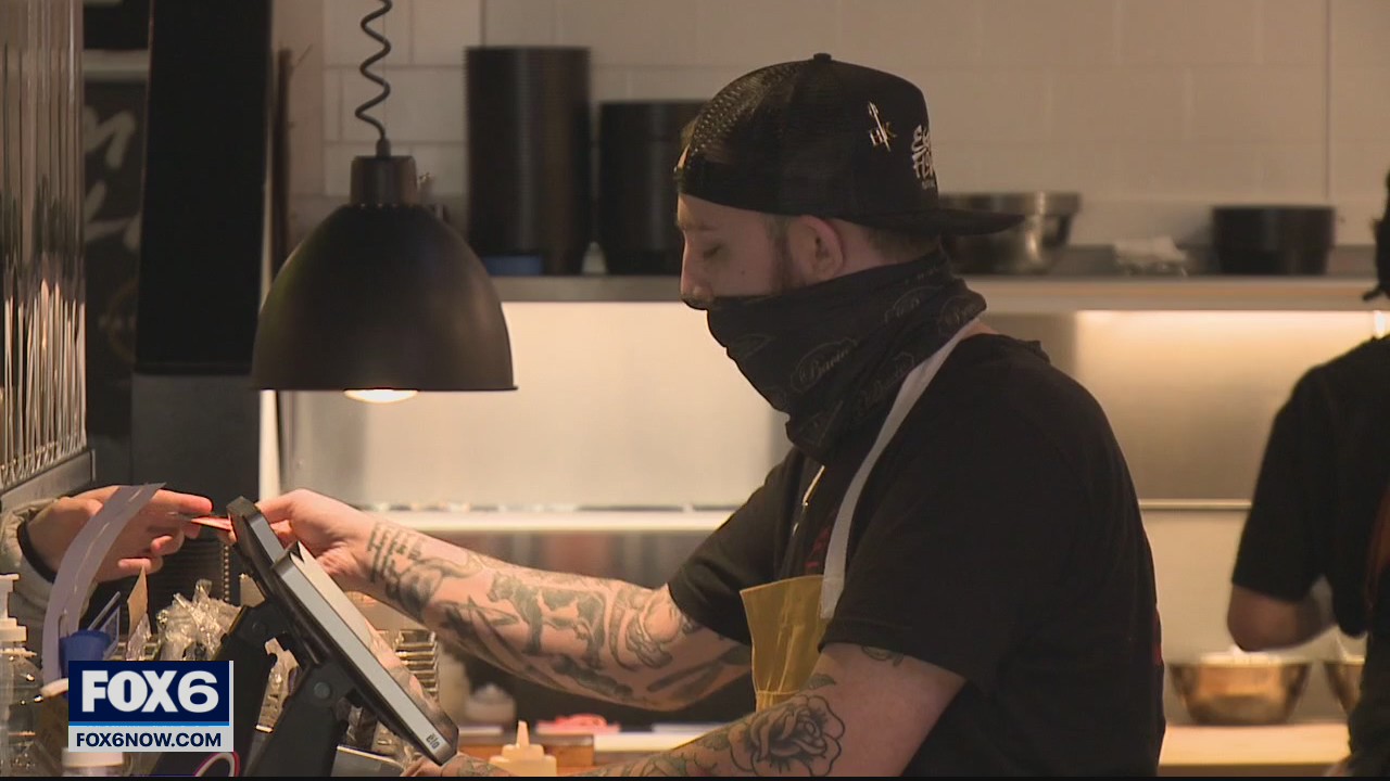 Milwaukee chef mixes it up on 'Hell's Kitchen' with Gordon Ramsay