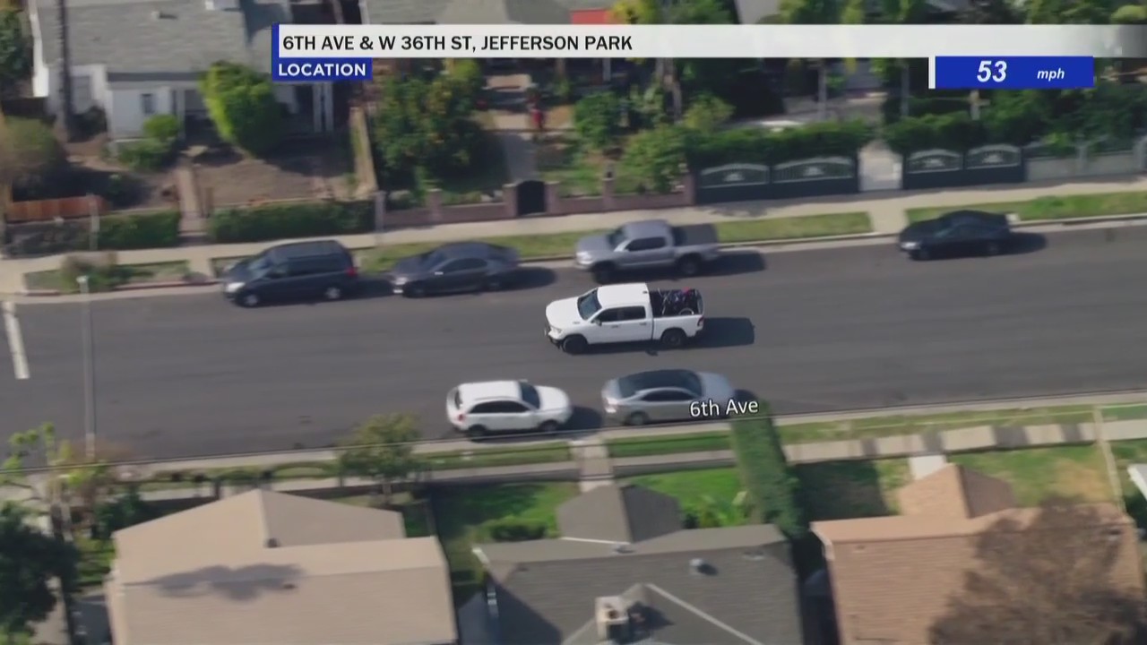 High-speed pursuit ends in foot chase