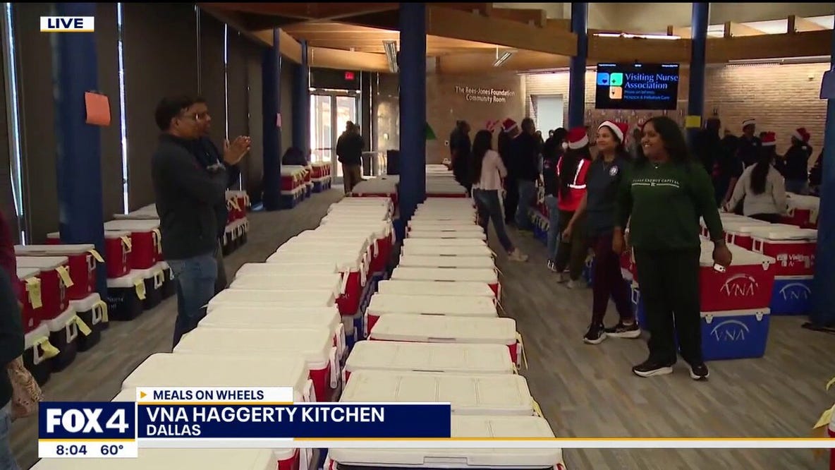 Hundreds of volunteers hard at work on Christmas Day