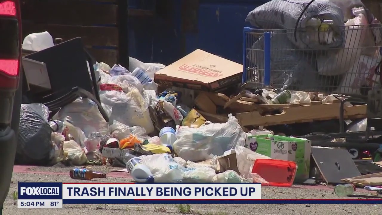 Trash picked up from Houston apartment complex after weeks