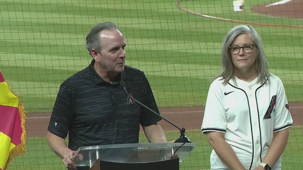 Gov. Hobbs signs bill to keep D-backs at Chase Field
