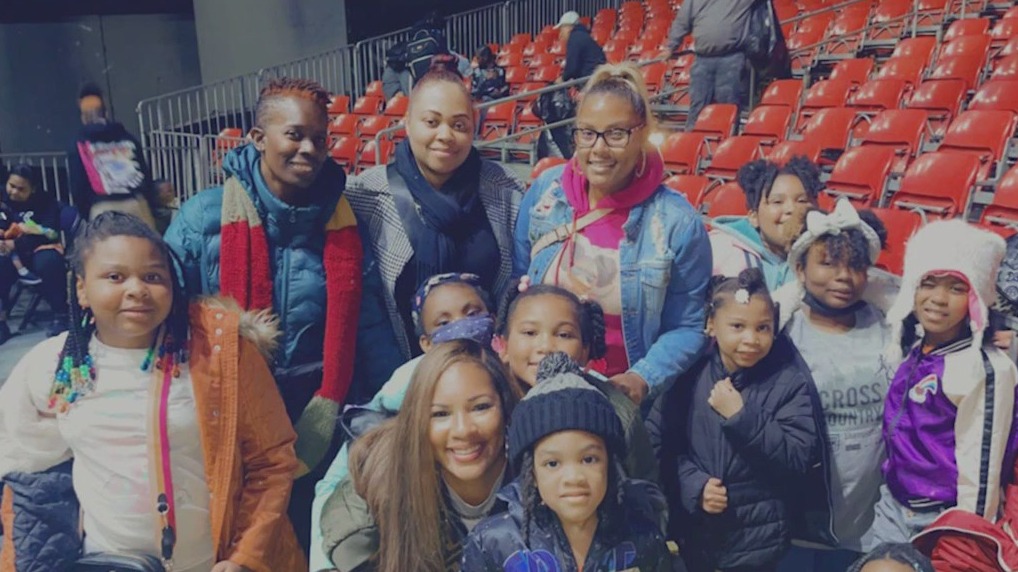 'Focus Fairies' mentor young women throughout Chicagoland