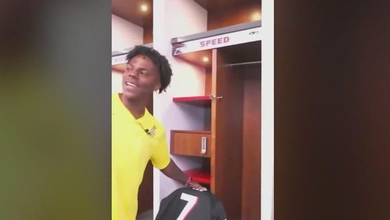 YouTuber IShowSpeed visits Atlanta Falcons