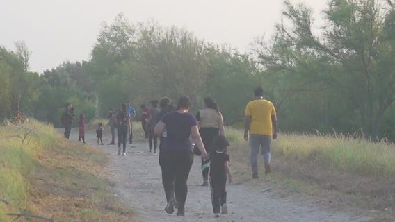 Texas DPS helping border patrol agents as migrant surge continues