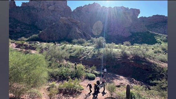 Woman airlifted off Camelback Mountain 