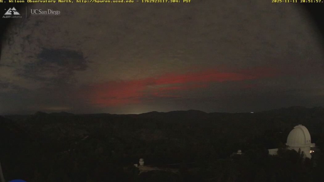 Northern Lights dazzle Southern California skies