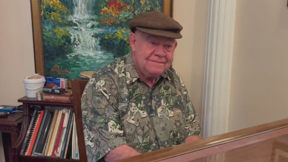 Brain surgery restores pianist's ability to play