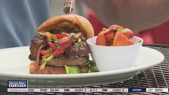 Burgers with Buck visits The Little Farmhouse Cafe