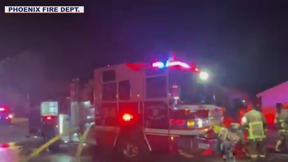 West Phoenix house fire sends man to the hospital | FOX 10 Phoenix
