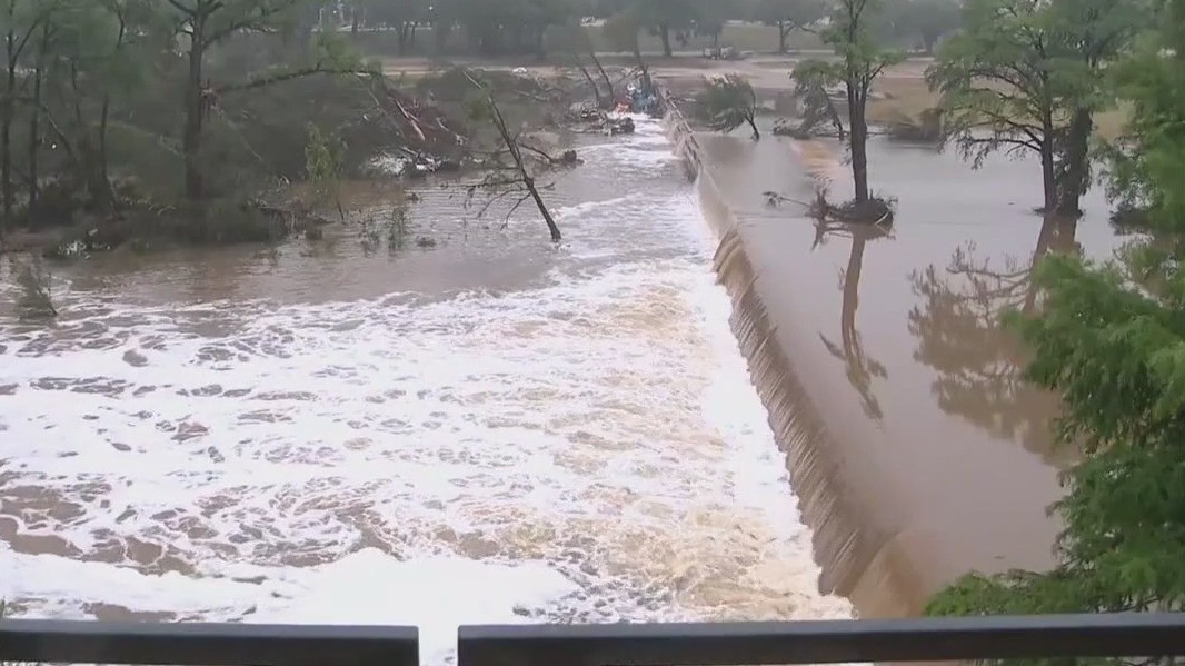 Flooding in Texas kills dozens