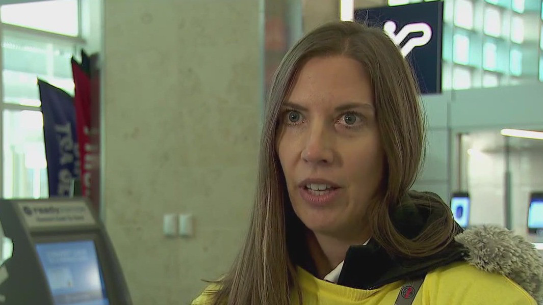 Air traffic controllers protest at MSP