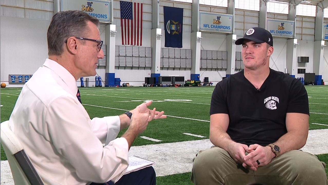 WATCH - Dan Miller sits down with Lions defensive lineman John Cominsky
