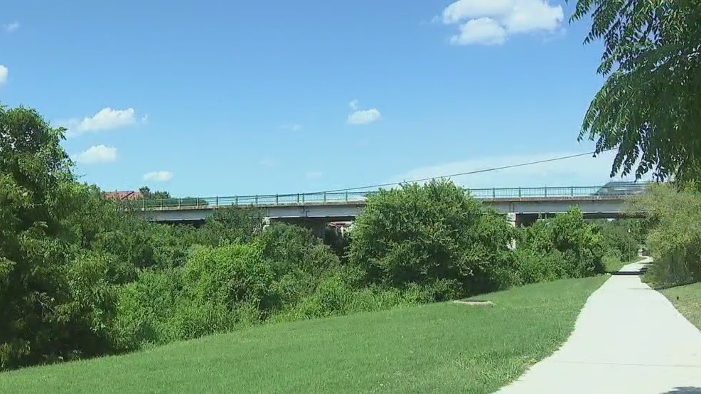 Historic Georgetown bridge gets makeover