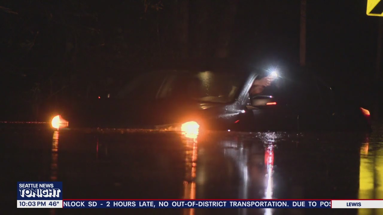 Driver rescued from floodwaters in King County, WA