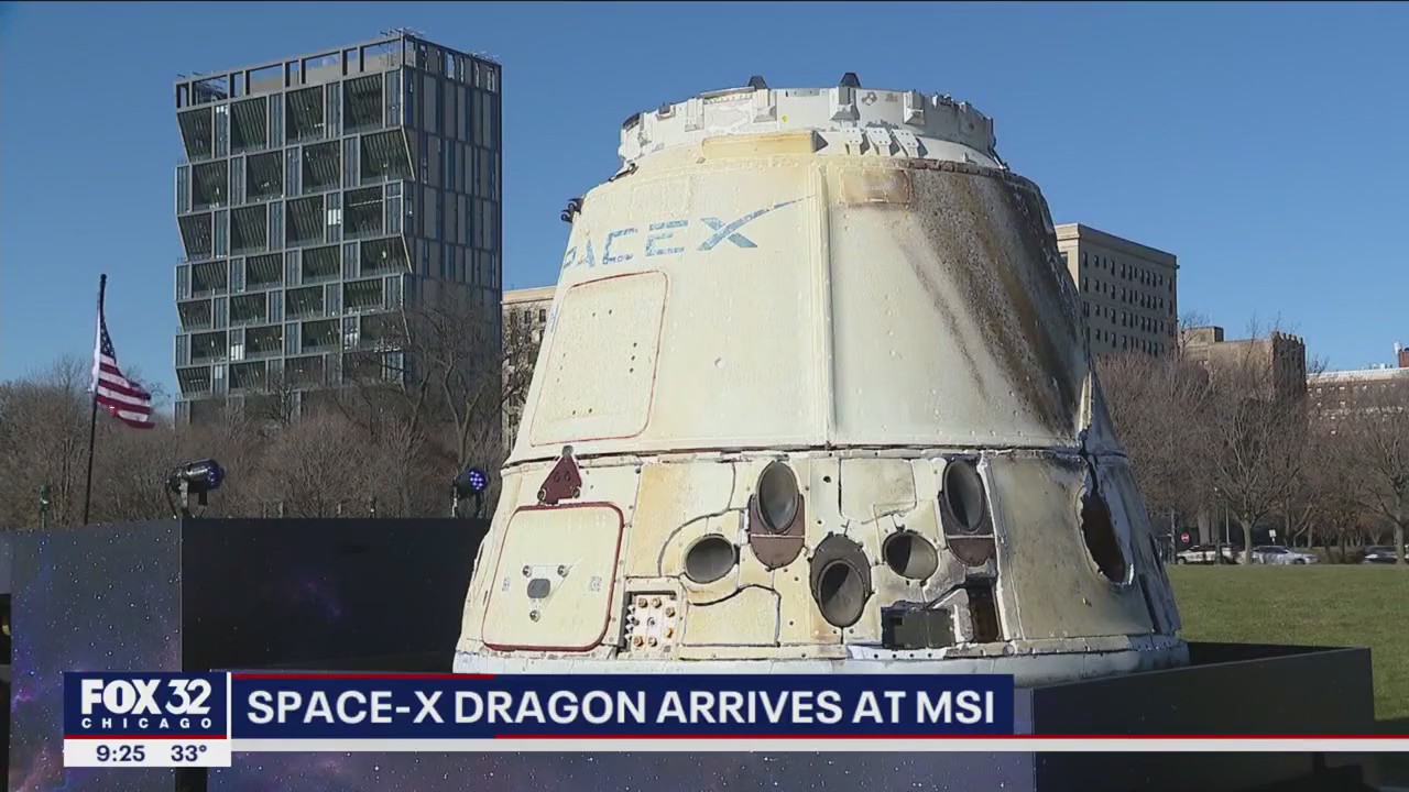 Space-X Dragon lands at Chicago's Museum of Science and Industry