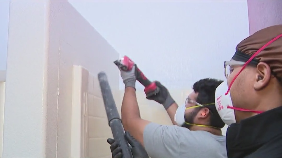 AZ veteran couple gets new bathroom