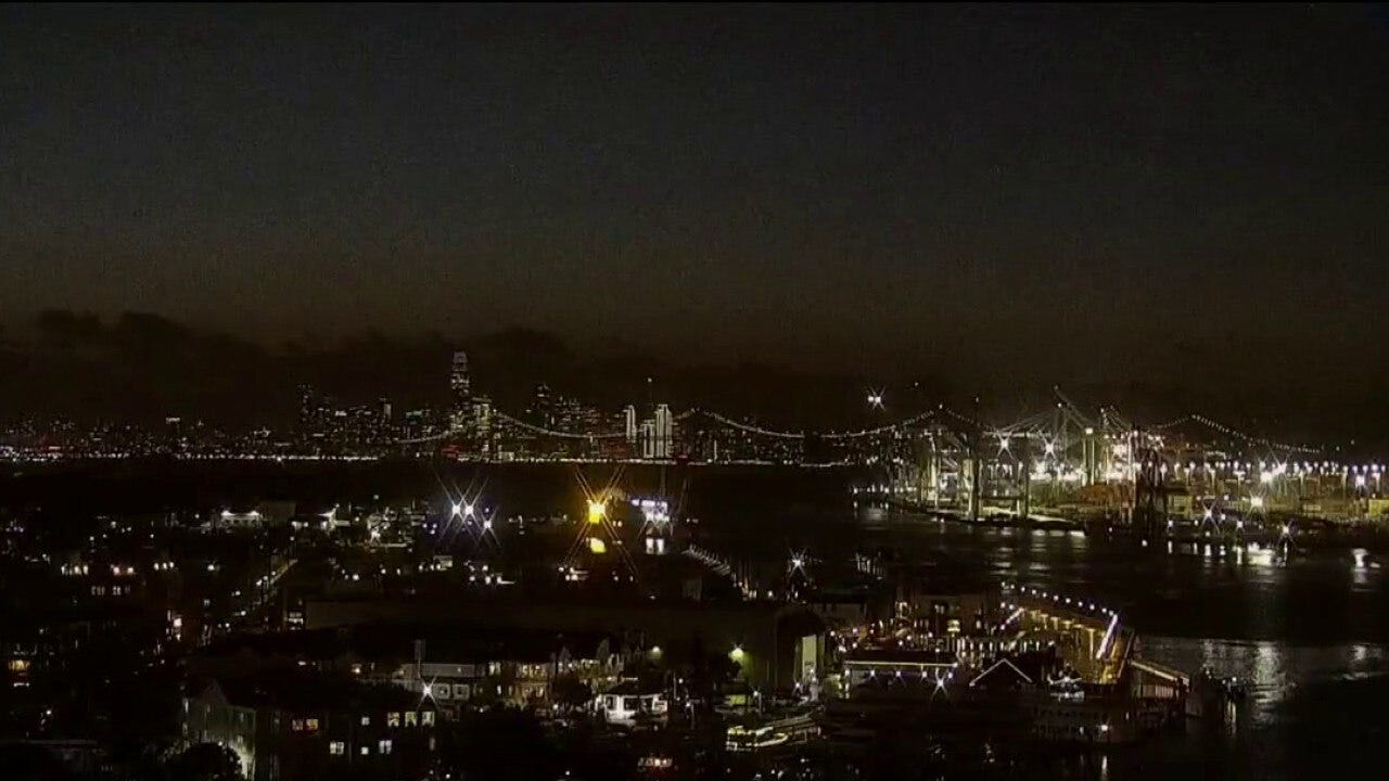 Last strong rains moving across the East Bay