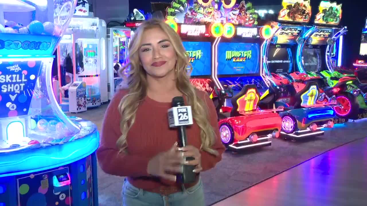 Hooky Entertainment in Baytown | Bayou City Buzz