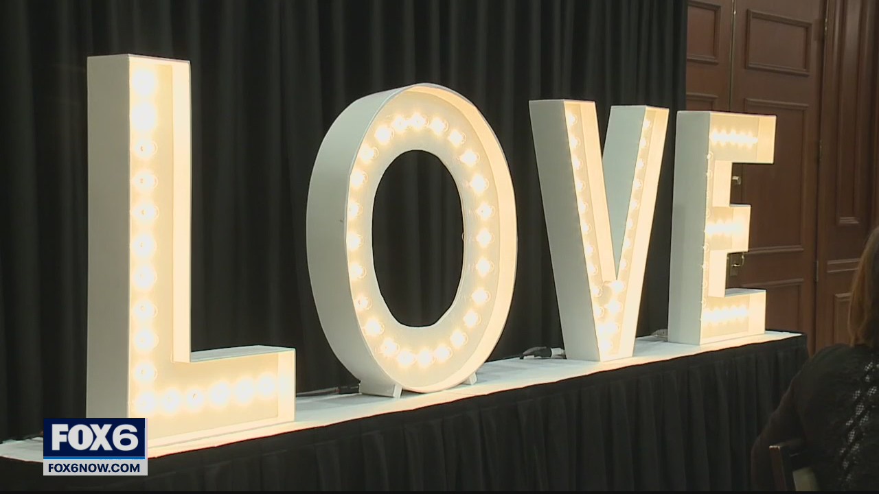 Wedding vendors adjust to coronavirus pandemic