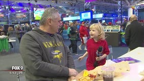 Fox 9 Junior Reporter Elle Cottew previews the Super Bowl