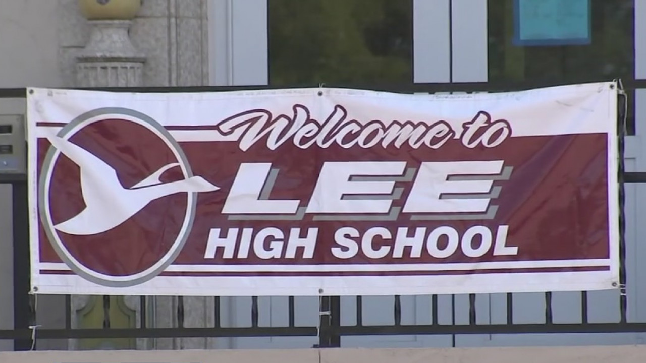 Goose Creek ISD to consider Robert E. Lee High School name change