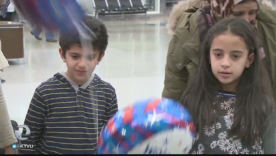 US appeals court schedules hearing for Tuesday on travel ban stay