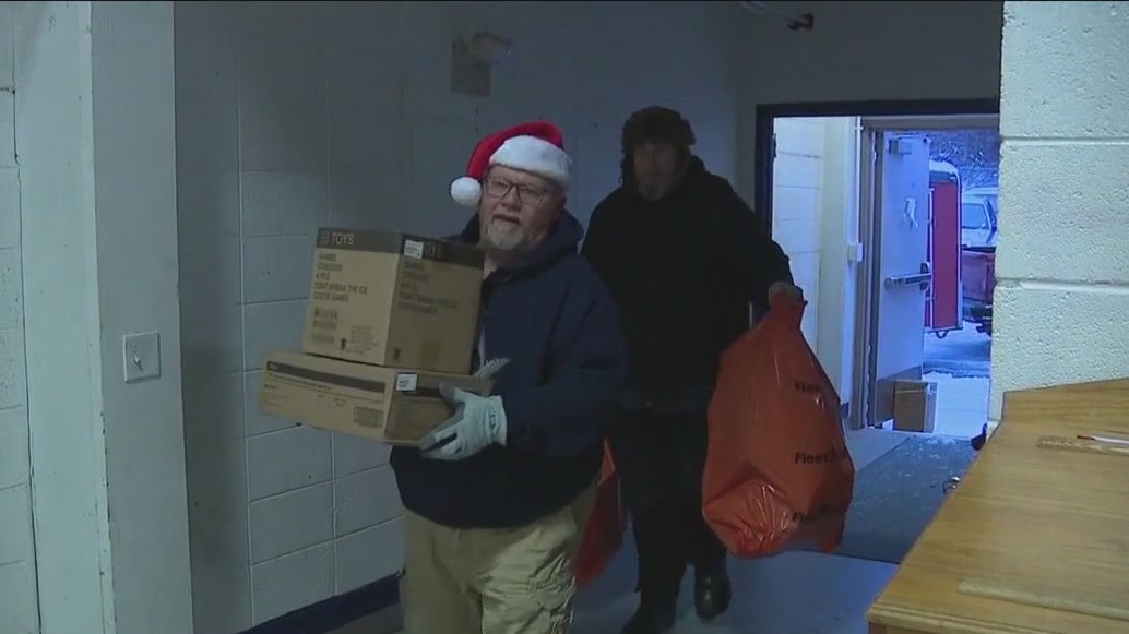 Wisconsin Freemasons Toys for Tots donation; toys, money delivered