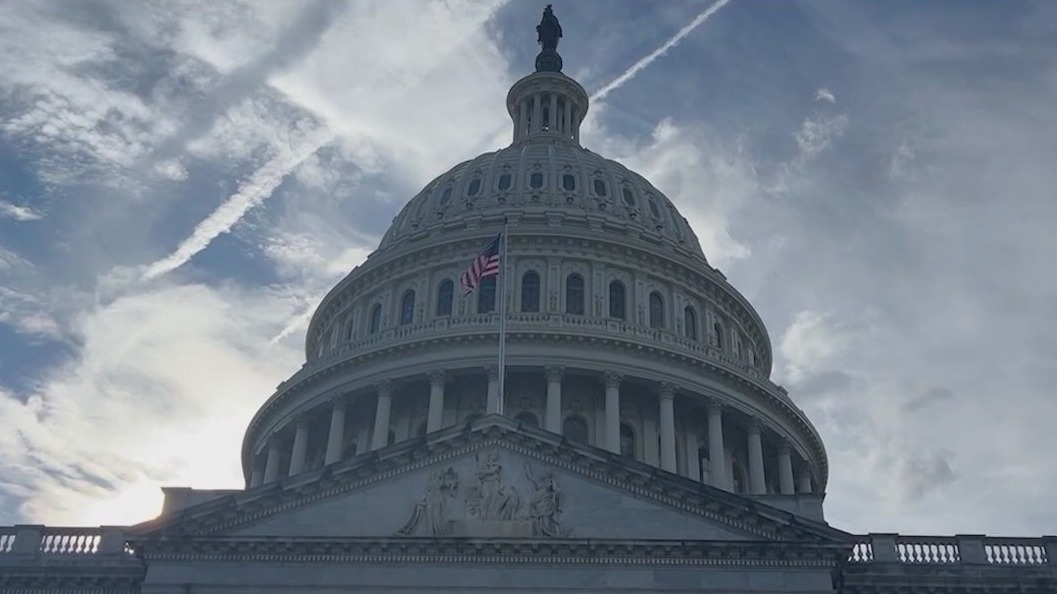 Government shutdown to extend into next week as Senate adjourns without deal