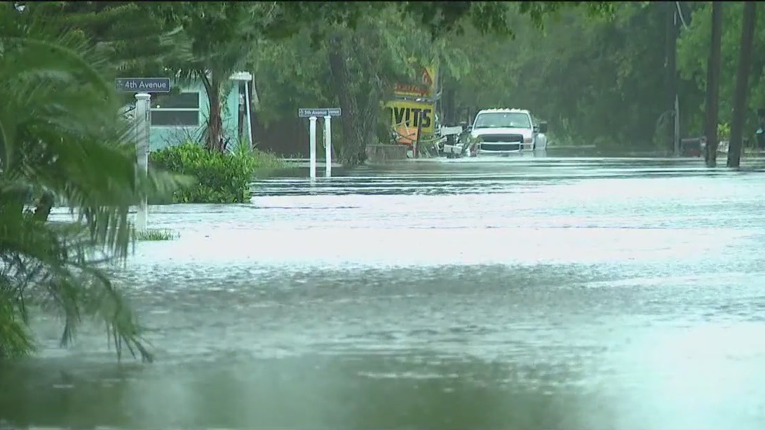 Debby floods Clearwater mobile home park | FOX 13 Tampa Bay